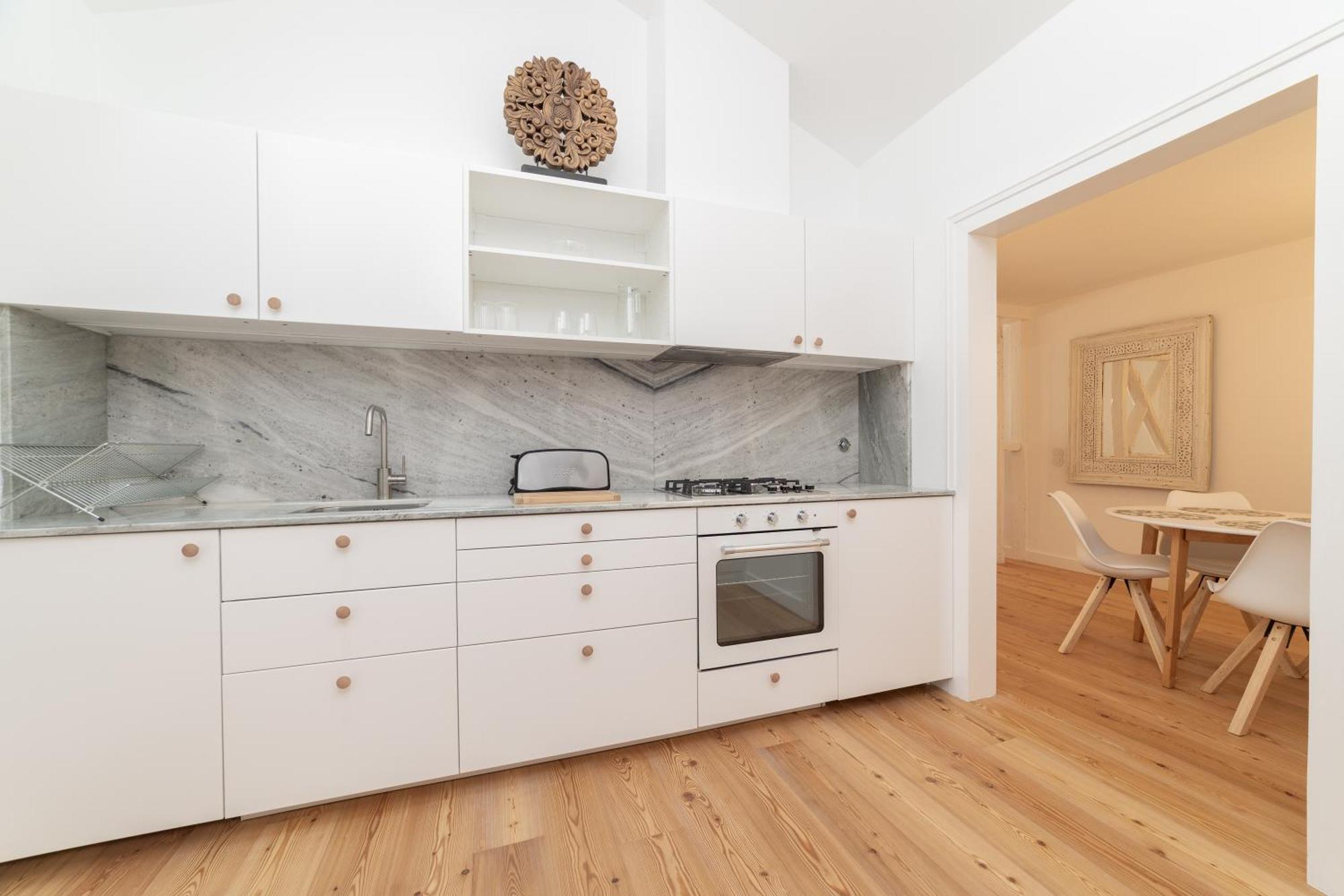 Apartment Unique 2 Bdr In The Heart Of
